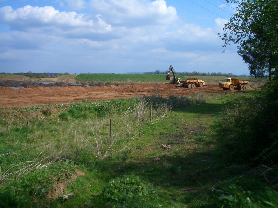 Sand and gravel extraction at Marsh Farm Quarry